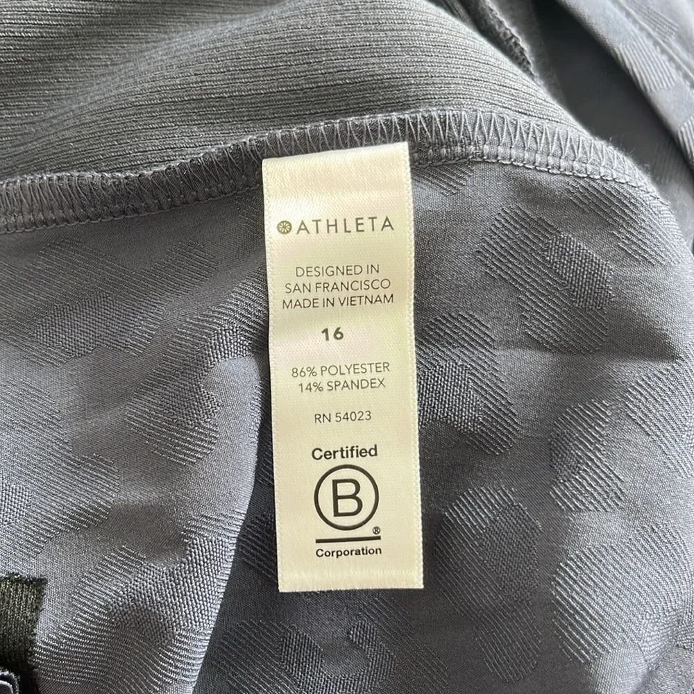 Athleta NWT Brooklyn‎ Textured Jumpsuit Romper Animal Print Athletic Women’s 16 - Picture 15 of 16